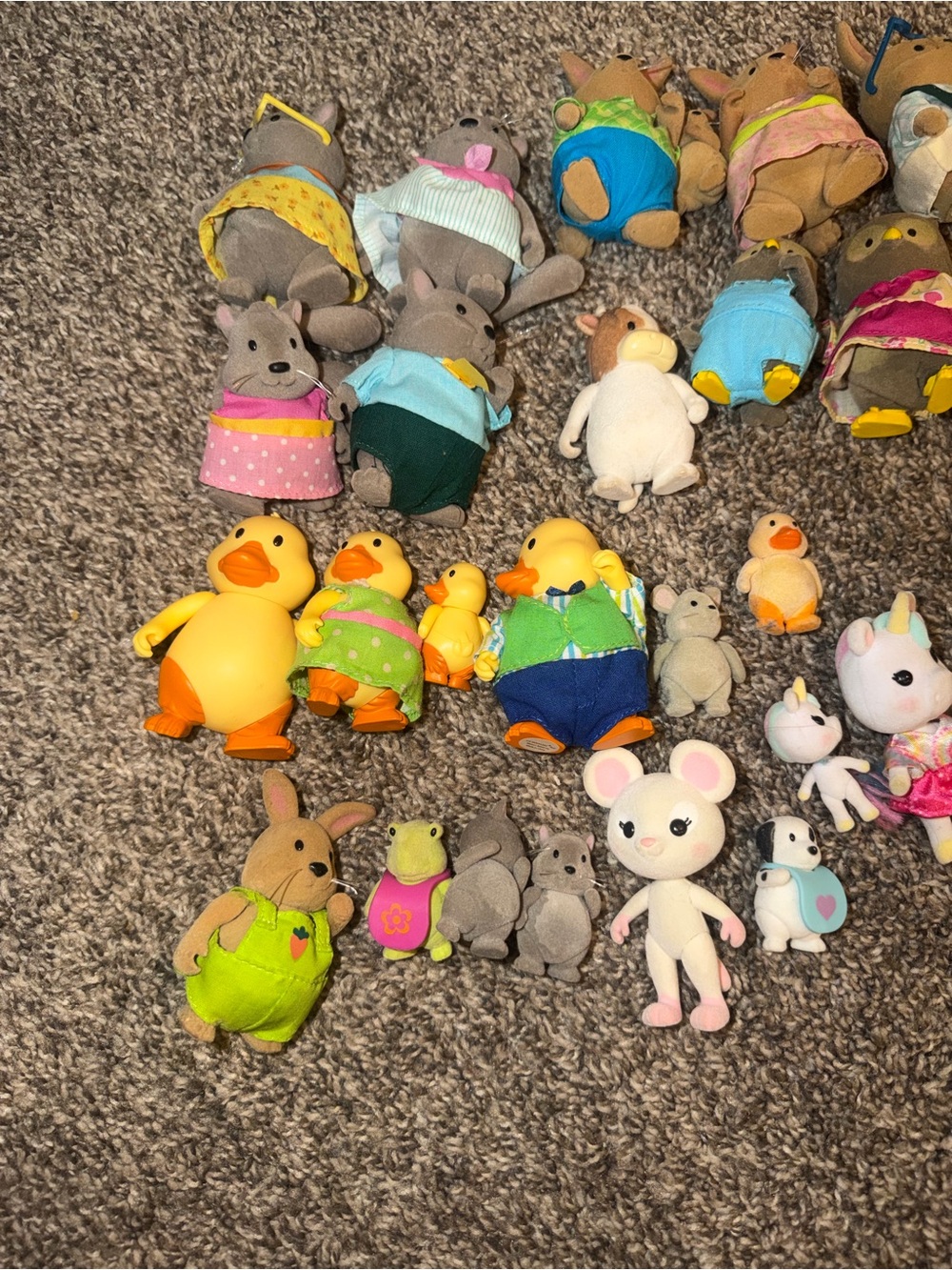 Huge Li'l Woodzeez and honey acres figures lot of 28 - Picture 2 of 8